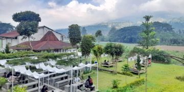 Kaki Bumi Coffee & Eatery Dewi Andarwati