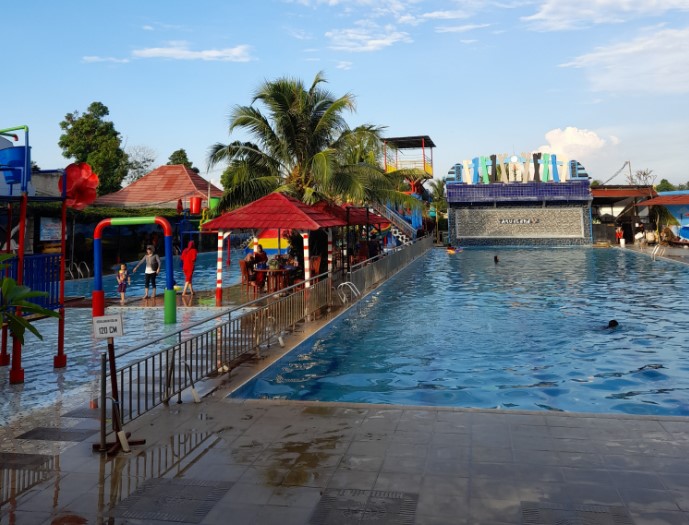 Aqualand Serang Shifa Munazat