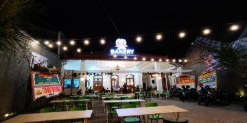 Jolly Bakery & Coffee Shop Aan Tursina