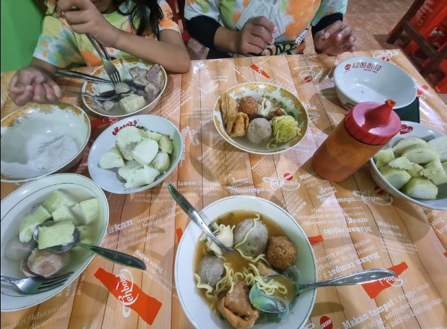 Bakso Pemuda Ricky Y S