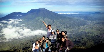 Gunung Marapi aldoff azhar