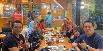 Cengkir Klopo Coffee And Resto aji lumaksono