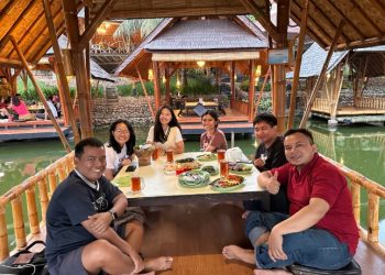 Gubug Udang Situ Cibubur Ody Purba Sidadolog