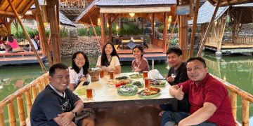 Gubug Udang Situ Cibubur Ody Purba Sidadolog