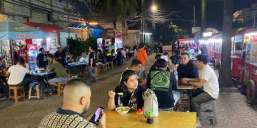 Jajanan Malam Menteng Lucky HP