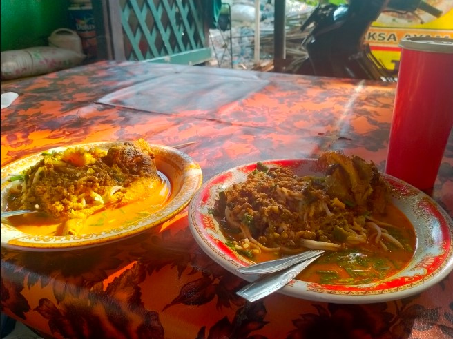 Laksa Bang Gondrong tangerang anggi novia chair