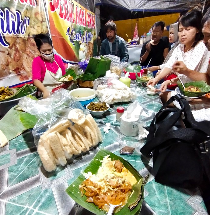 Nasi Ayam Mbak Milih Semarang jevon misael