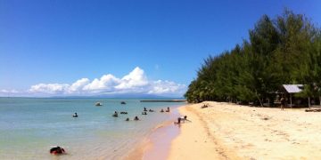 Pantai Toronipa MotoJelajah