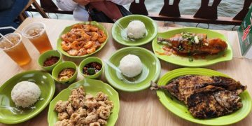 Resto Apung Muara Angke Bayu Wicaksono