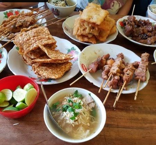 Soto Segeer Mbok Giyem Kelapa G