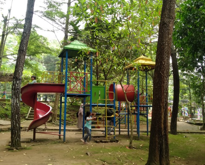 Taman Kota Salatiga Petrus Nugroho