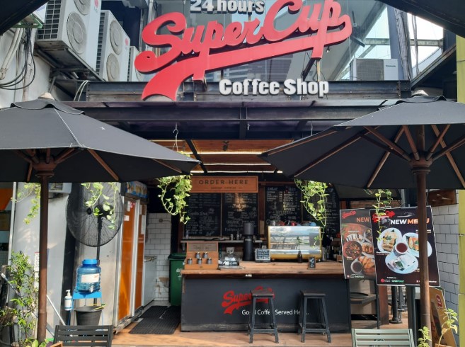 Super Cup Coffee Shop Esa Pratiwi
