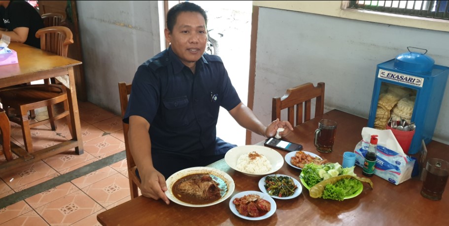 Rumah Makan Betawi H. Abu Dwi Suseno