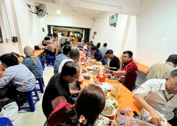 Soto Betawi Globe H.Oji Sidney Lavanya