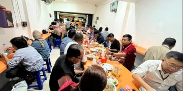 Soto Betawi Globe H.Oji Sidney Lavanya