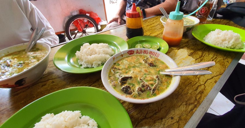 Soto Mie Pak Kumis Sri Ratna Dewi