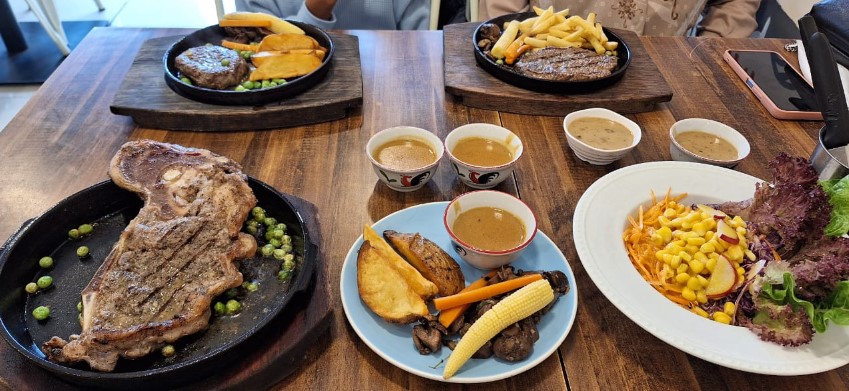 Warung Steak Simantan Novita Sari