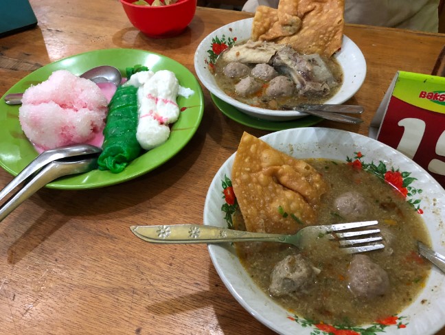 Bakso Solo Samrat Tanjung Duren Phillips Dewantoro