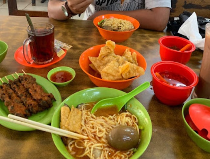 Mie Ayam Jamur Spesial Haji Mahmud GOLGER TV