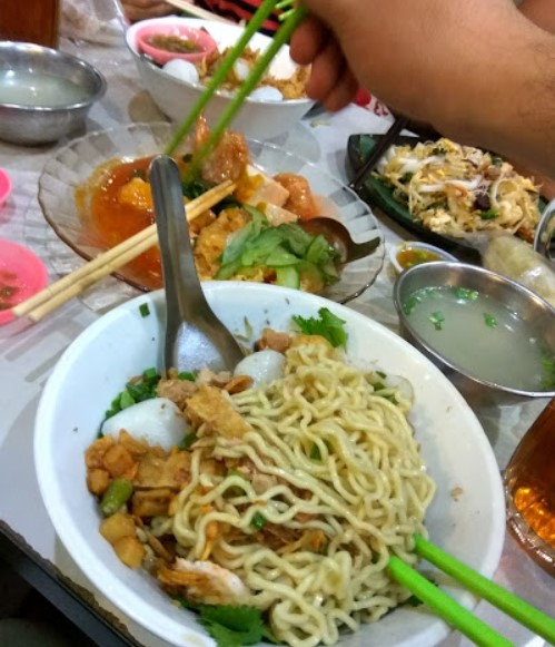 Mie Tiong Sim Sandy Ashari